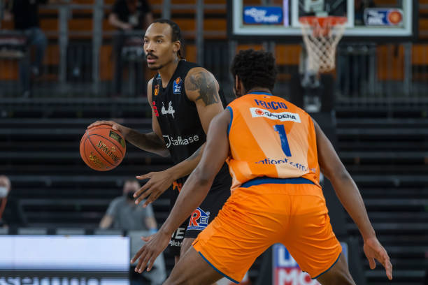 底扭转局势 底扭转局势